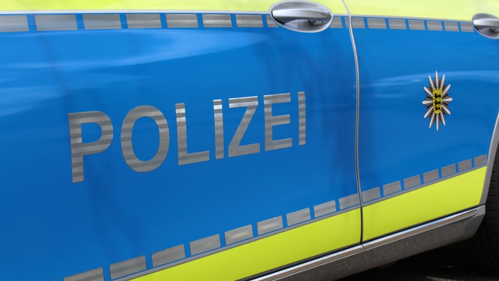 Auseinandersetzung in Ditzingen: Zwei Männer treten auf ihr Opfer ein