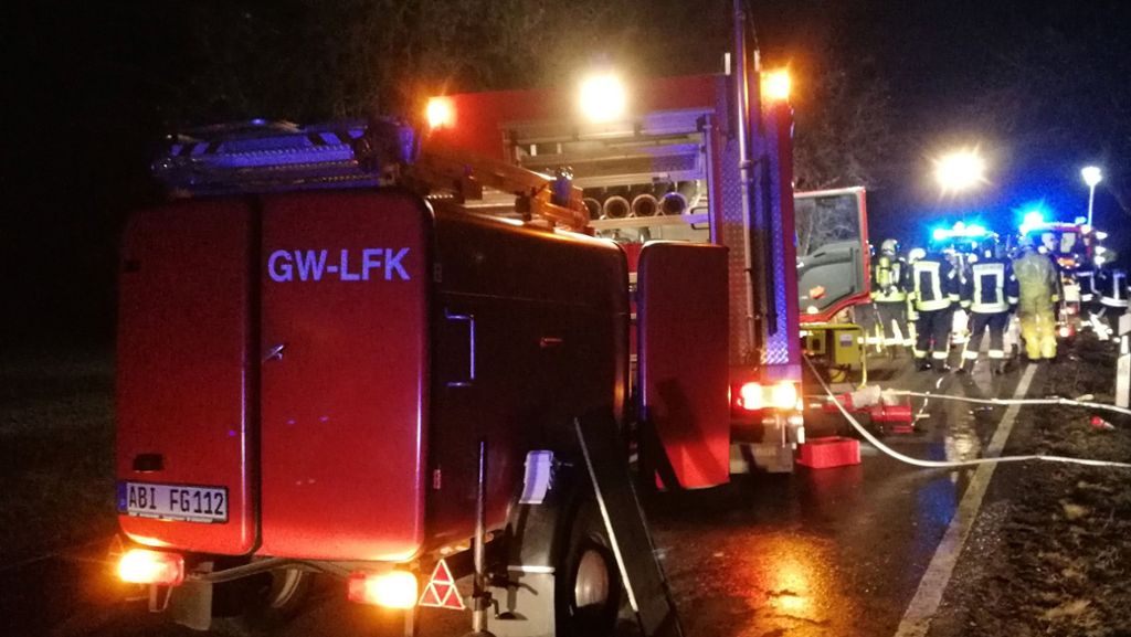 Horror-Unfall in Köthen: Drei Menschen sterben in brennendem Auto – Säugling gerettet
