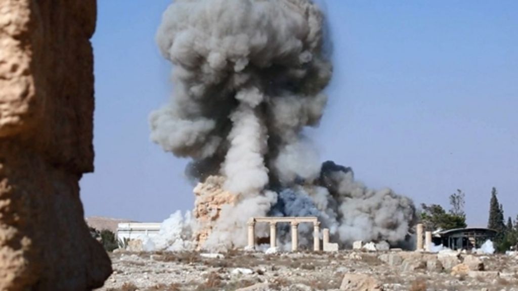  Die Terrormiliz Islamischer Staat hat Fotos von der Sprengung des 2000 Jahre alten Baalschamin-Tempels in der syrischen Stadt Palmyra veröffentlicht. Experten fürchten, dass auch der restliche Komplex zerstört wird. 