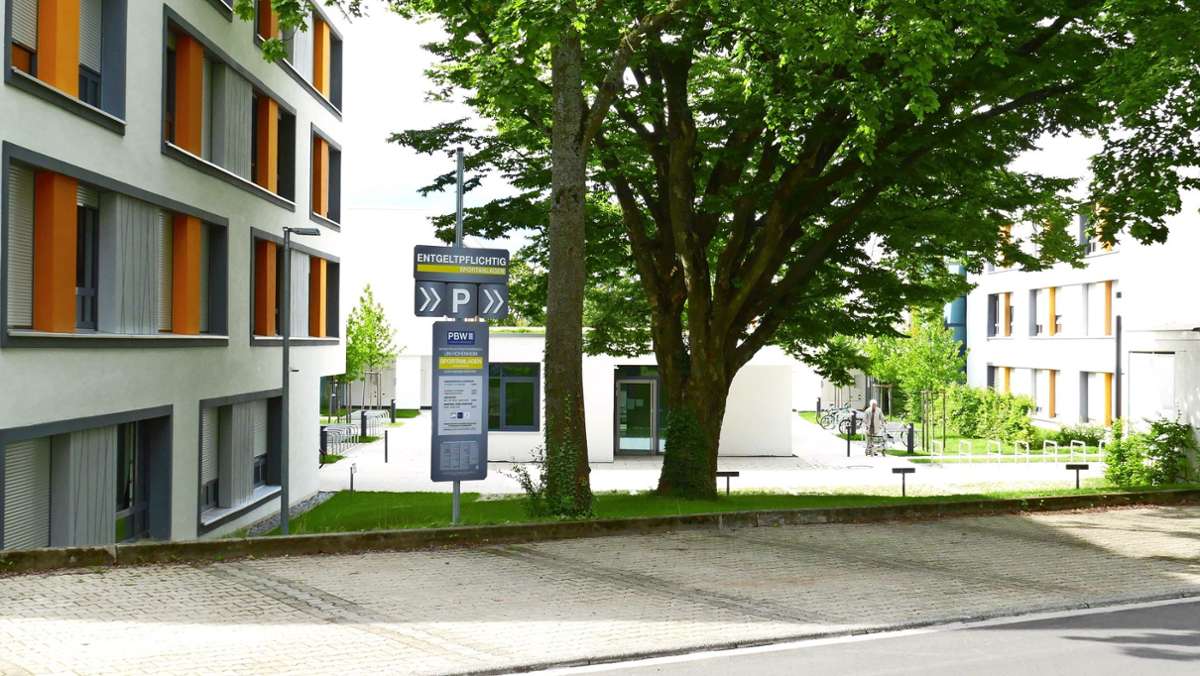 Parken  Uni Hohenheim: So sehen es die Studierenden
