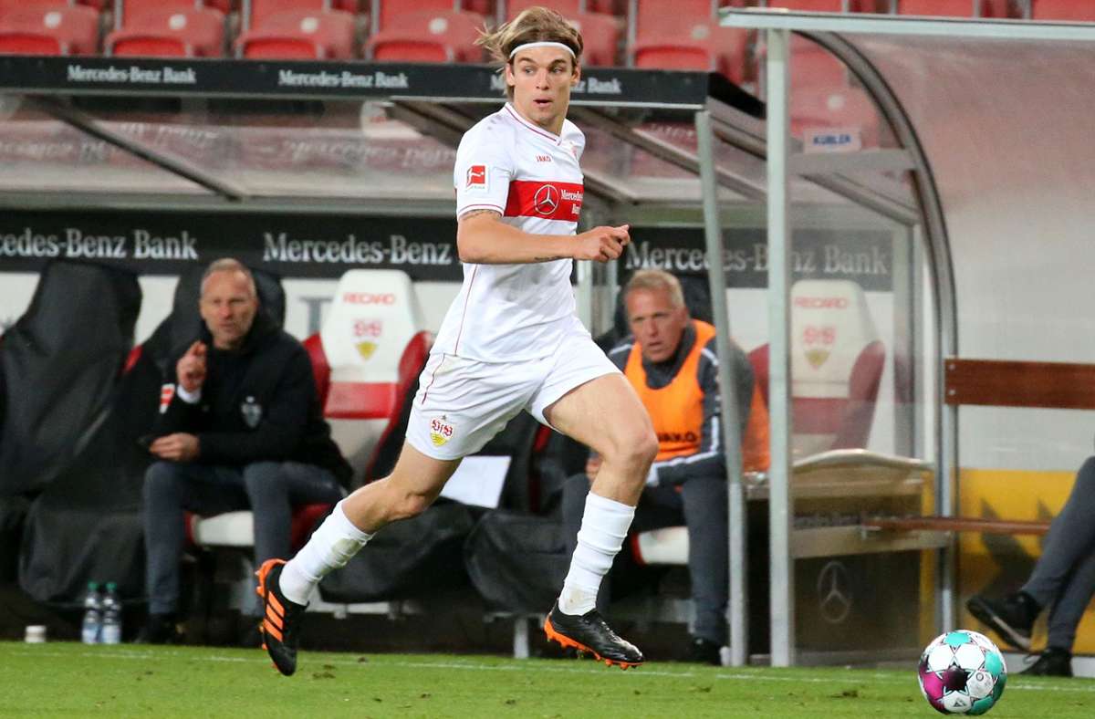 Abwehr/Angriff: Borna Sosa war einer der Shooting-Stars beim VfB und spielte seine mit Abstand beste Saison in Stuttgart. Der Außenverteidiger lieferte neun Vorlagen – besonders sein Zusammenspiel mit Sasa Kalajdzic begeisterte die Fans.