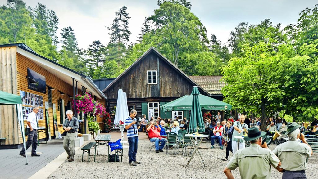 Tourismus im Nordschwarzwald: Die Grünhütte – ein  teures Kleinod im Wald