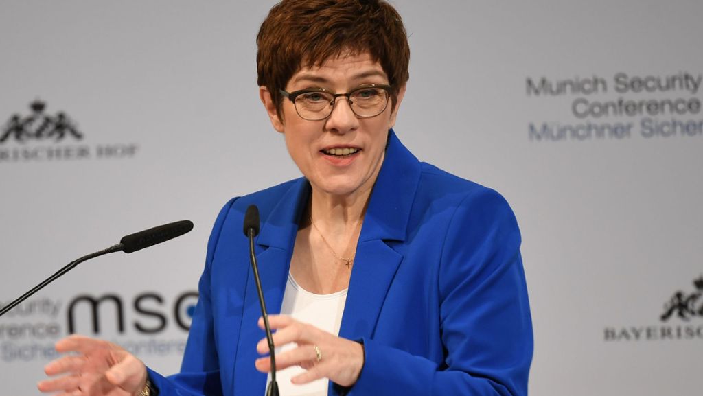Sicherheitskonferenz in München: Chaos bei der CDU, Unsicherheit in Europa