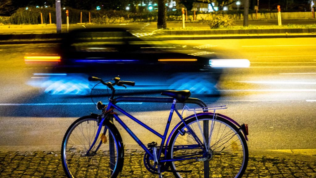 Tödlicher Unfall bei Dossenheim: Junge Radfahrerin von Auto angefahren und gestorben