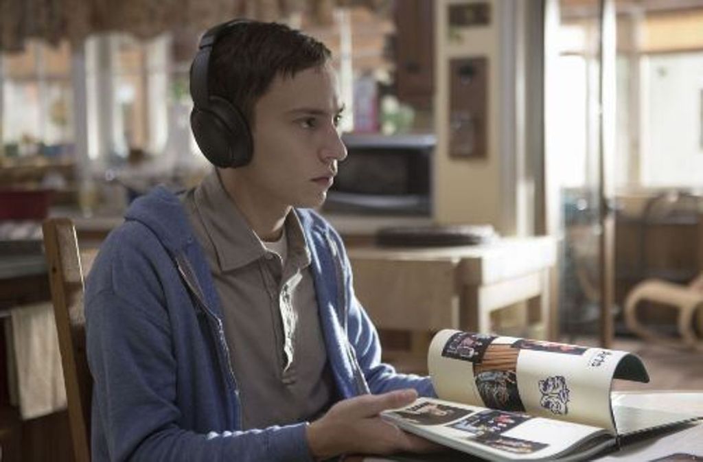 Wir kriegt man an der Highschool als autistischer Teenager ein Mädchen herum? Mit „Atypical“ setzt der Streamingdienst Netflix einmal mehr auf einen Coming-of-Age-Stoff. Hier geht es zum Schnellcheck.