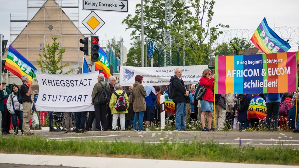 Stuttgart-Möhringen: Demonstranten fordern Schließung von Africom-Zentrale