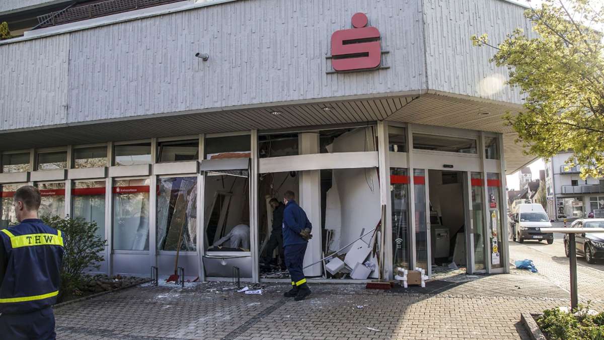 Nach Sprengung in Sindelfingen: Breuningerland-Täter weiter unbekannt