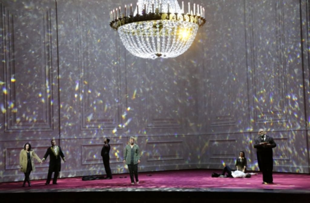 Opernweltstars auf der Bühne des Großen Festspielhauses in Salzburg.