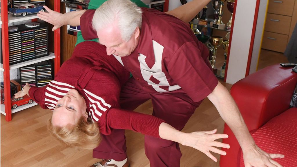 Altersexperten raten Senioren zu mehr Bewegung: Standhaft im Alter