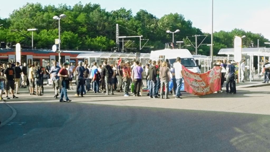 Leonberg: Antifa-Protest durch Leonberg