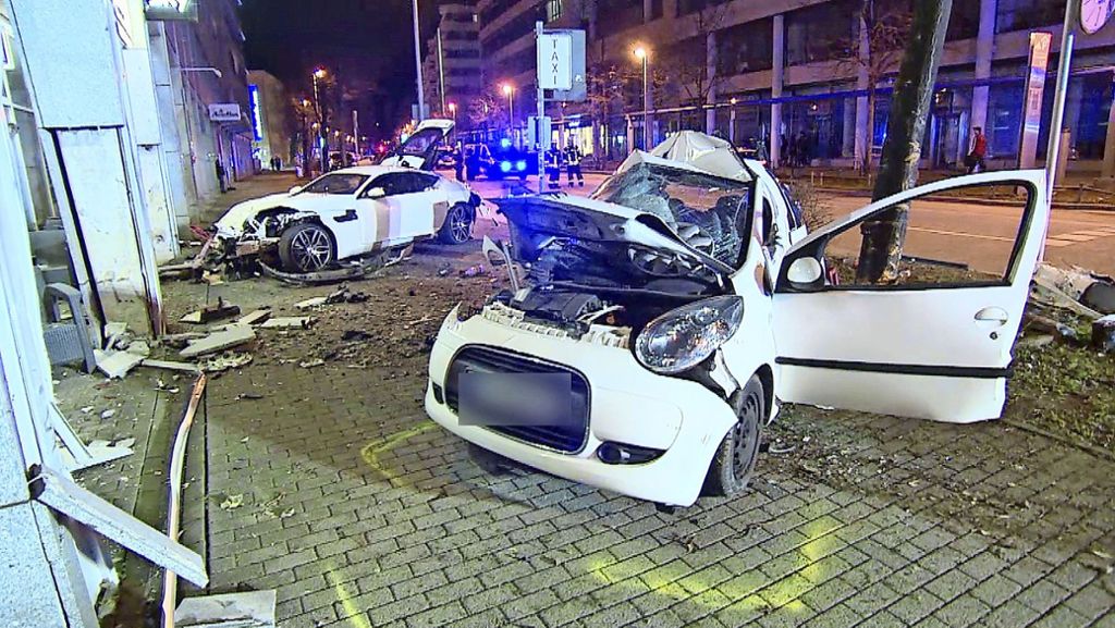 Unfall mit Jaguar in Stuttgart: Anklage stützt sich nicht auf gelöschte Videos