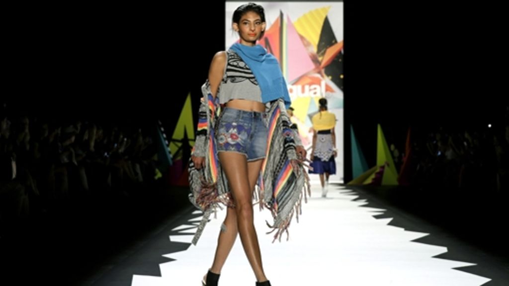 New York Fashion Week: Modewoche startet farbenfroh