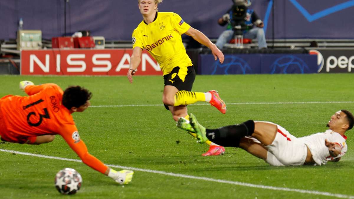  Der Starstürmer von Borussia Dortmund nutzt die Champions League als große Bühne – umso größer ist seine Sorge, dort nächste Saison keine Hauptrolle mehr spielen zu dürfen. 