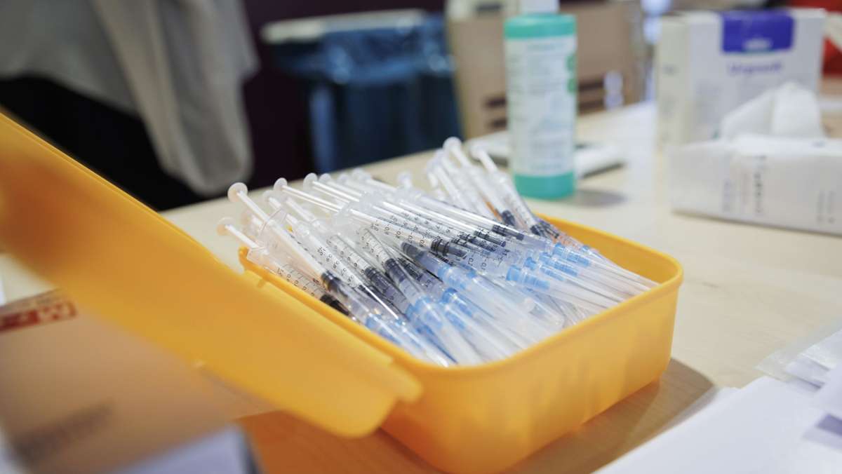 Corona-Impfungen: Nebenwirkungen werden ausführlich dokumentiert wie  nie zuvor