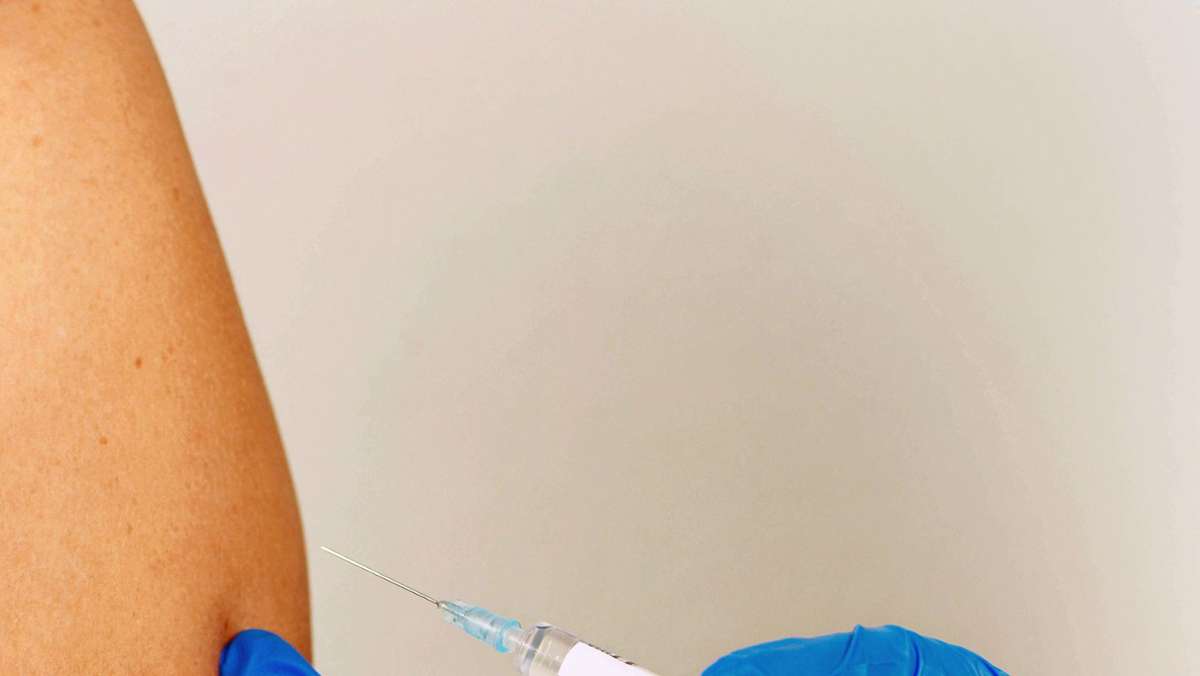 Corona-Pandemie: Der  Impfstoff bleibt vorerst knapp