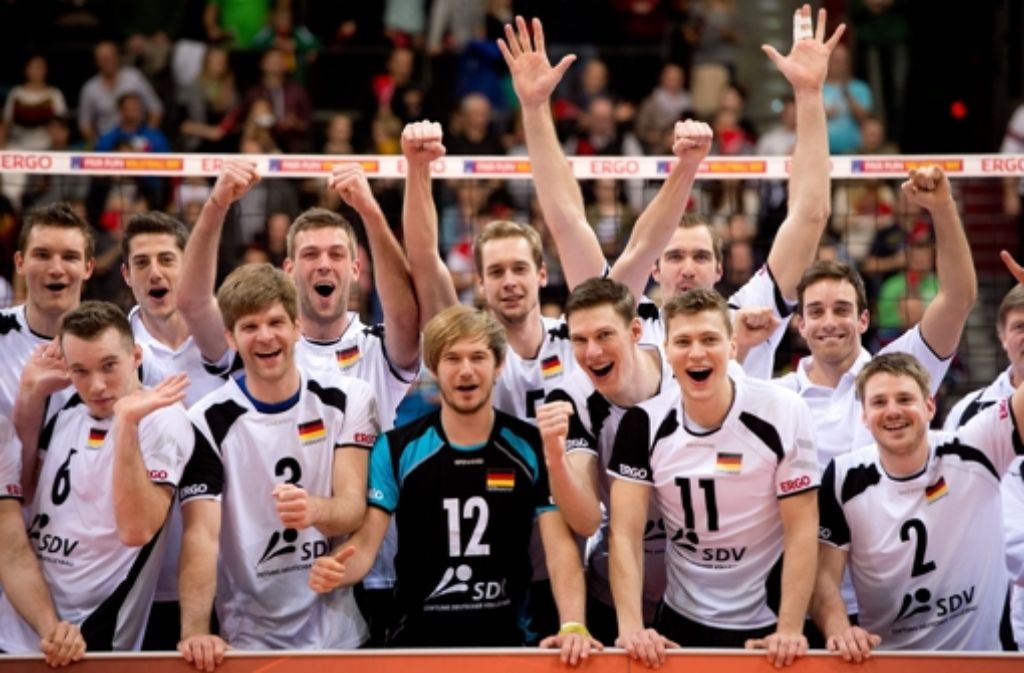 Dritter Sieg in Folge: Deutschlands Volleyballer machen WM ...