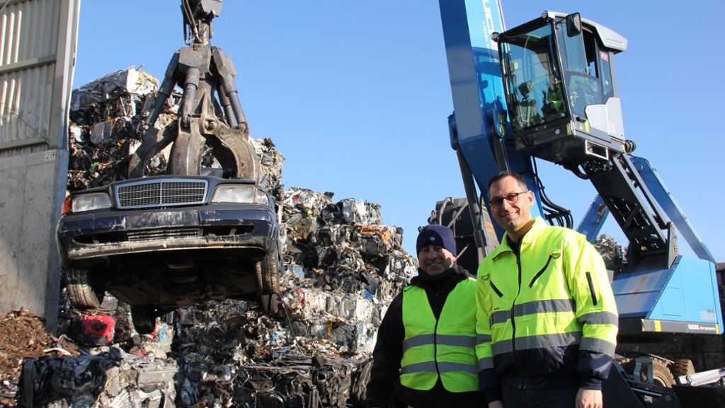 Recyclingbetrieb in Stuttgart-Feuerbach: Auch  Elektroautos landen auf dem Schrottplatz