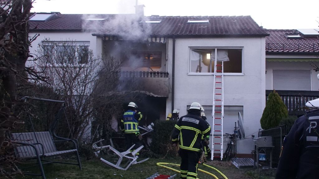 Sindelfingen: Wohnhaus in Flammen – dramatische Rettungsaktion