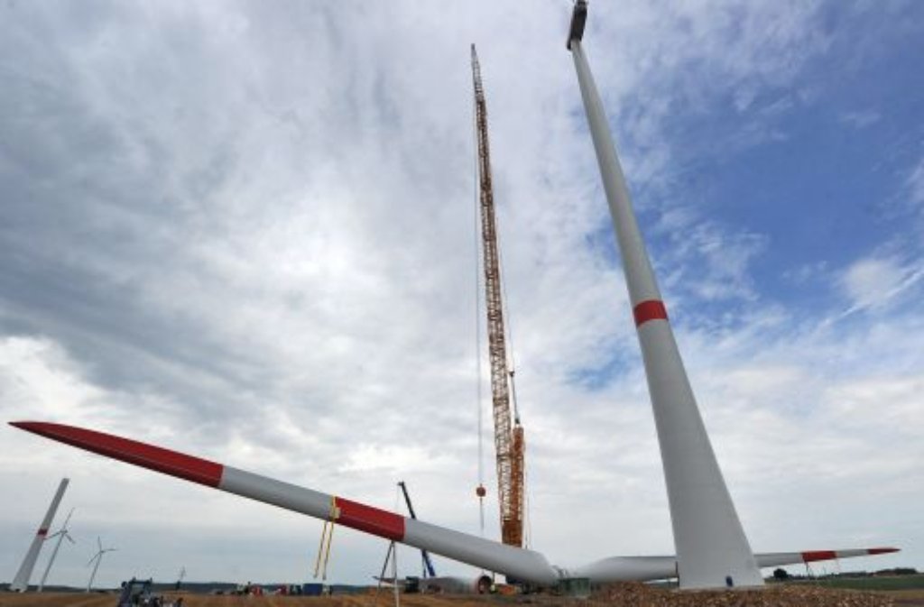 Mit gut 200 Metern wird Baden-Württembergs höchste Windkraftanlage künftig bei Dornstadt (Alb-Donaukreis) stehen.