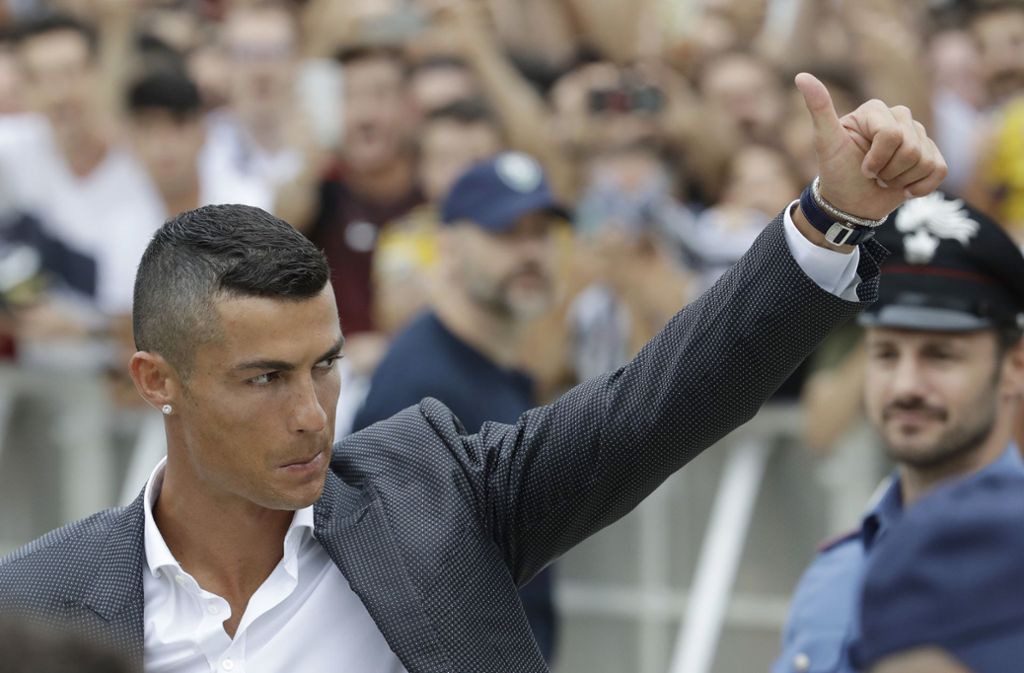 Skulpturaler Buchsbaumschnitt im Jahr 2018, als Ronaldo zu Juventus Turin wechselte.