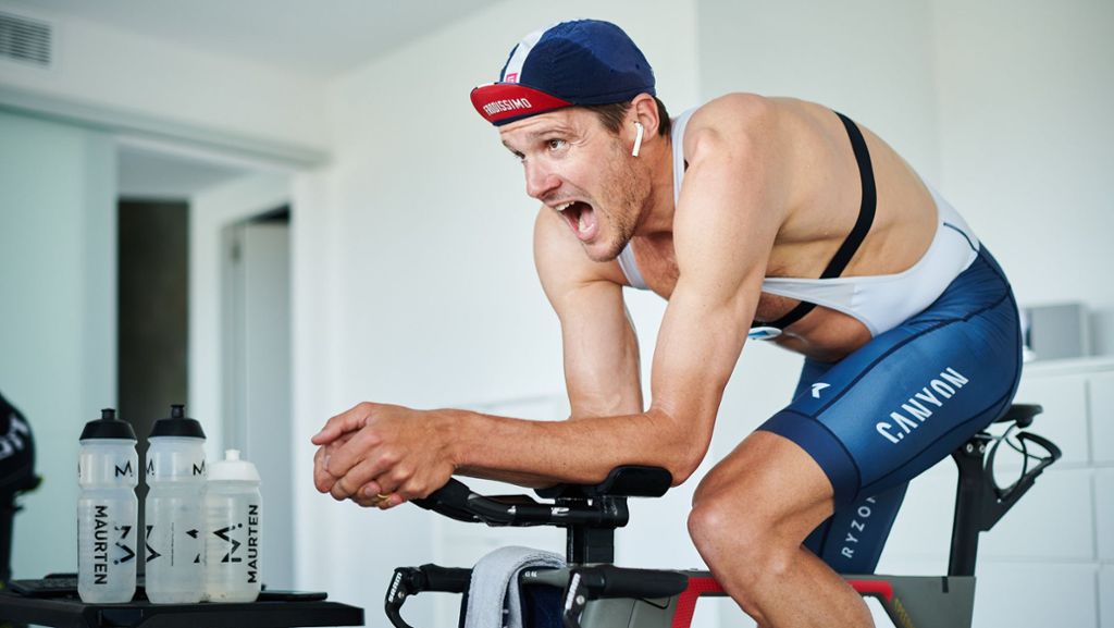  In seiner spanischen Wahlheimat Girona herrsche wegen des Coronavirus große Not, sagt Ironman-Weltmeister Jan Frodeno. Deshalb will er mit einem Triathlon zuhause Spenden sammeln. 