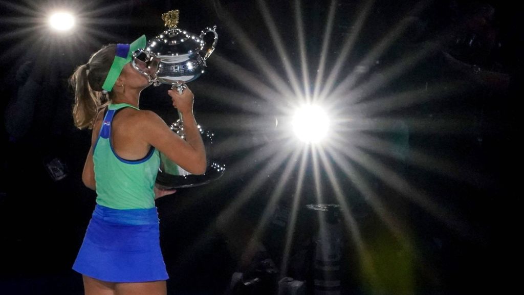 Twitter-Zoff für Boris Becker: Tennis-Ikone ärgerte sich über  Rock-Länge von  Sofia Kenin