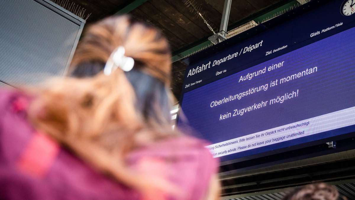 Chaos in Stuttgart: Störung legt Zugverkehr am Hauptbahnhof lahm
