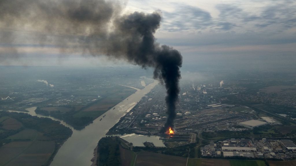 Brand bei BASF: Wohlstands- und Gefahrenquelle