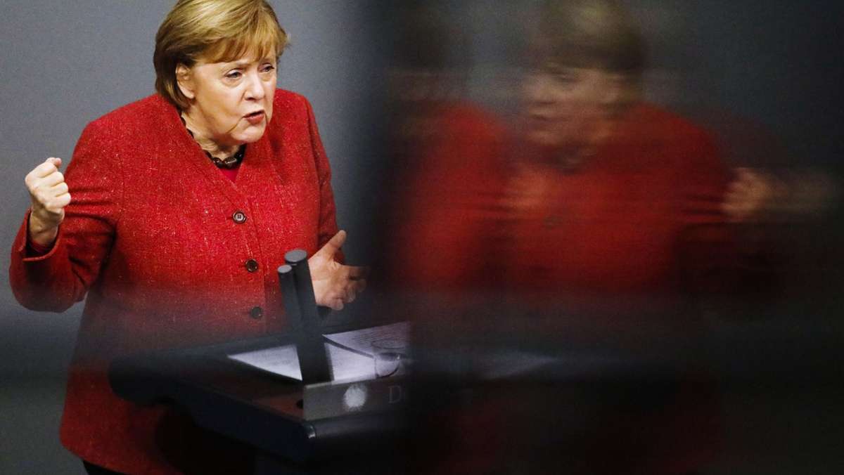 Merkels emotionaler Appell im Bundestag: „590 Tote am Tag sind ein zu hoher Preis“