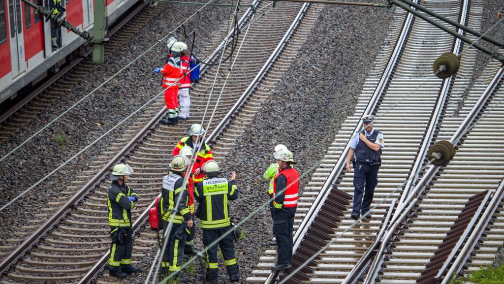 Stuttgart-Obertürkheim: Bahnhof nach tödlichem Zwischenfall wieder frei