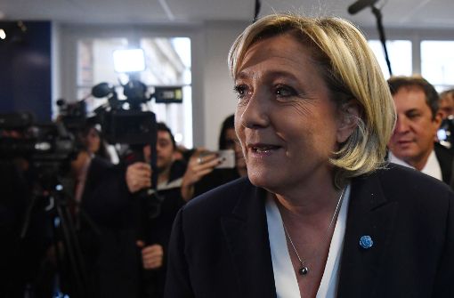 Le Pen will Euro durch Vorgängersystem ersetzen