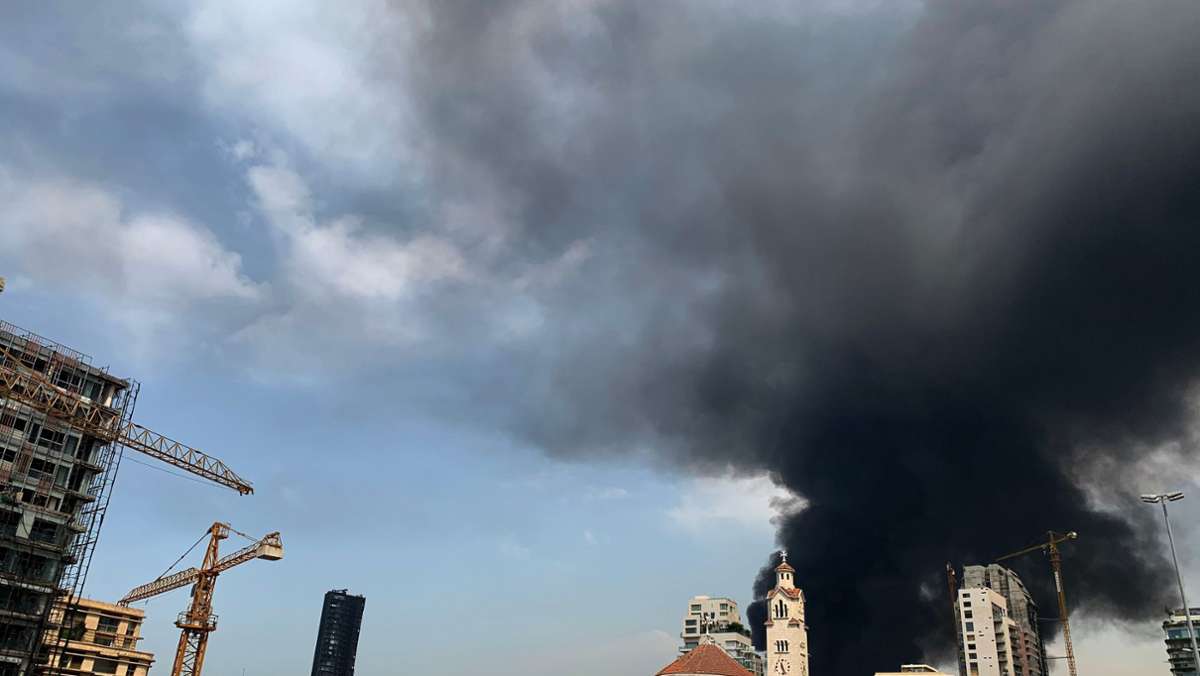 Im Hafen von Beirut: Großbrand bricht nur einen Monat nach Explosion aus