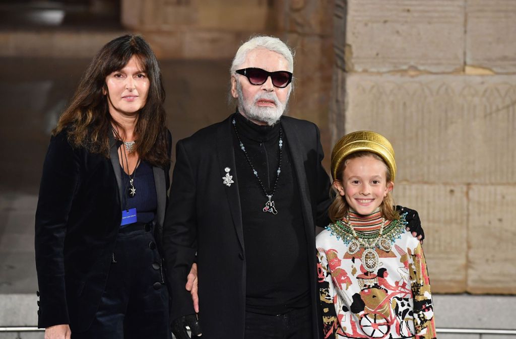 Virginie Viard, Karl Lagerfeld und sein Patensohn Hudson Kroenig im Dezember 2018.