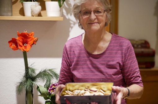 Stadtkind-Oma Karin nimmt uns mit in ihre Weihnachtsbäckerei und verrät uns ihre Adventsplätzchen-Rezepte. Foto: Eileen Breuer