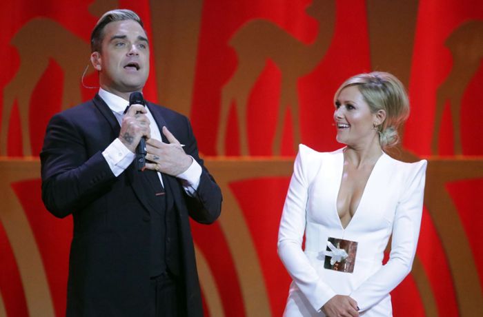 Helene Fischer und Robbie Williams singen Weihnachtsduett
