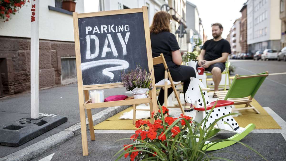 Parking-Day in Stuttgart: Parkplätze werden zu kleinen Oasen
