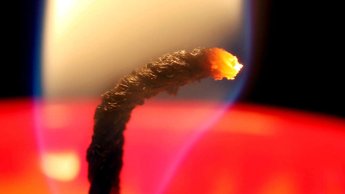 Wendlingen: Vergessene Kerze löst Brand aus