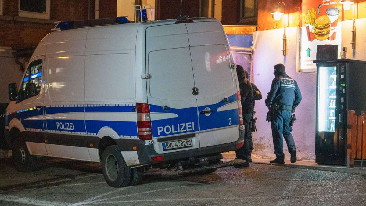 Polizeirazzia in Nürtingen-Neckarhausen: Drogendealer-Ring zerschlagen