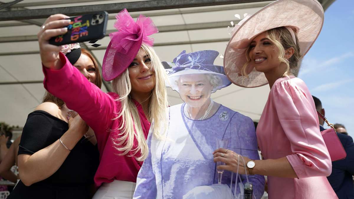 „Platinum Jubilee“ von Queen Elizabeth II.: Royaler Rausch als letztes Hurra? Nicht alle Untertanen feiern Queen