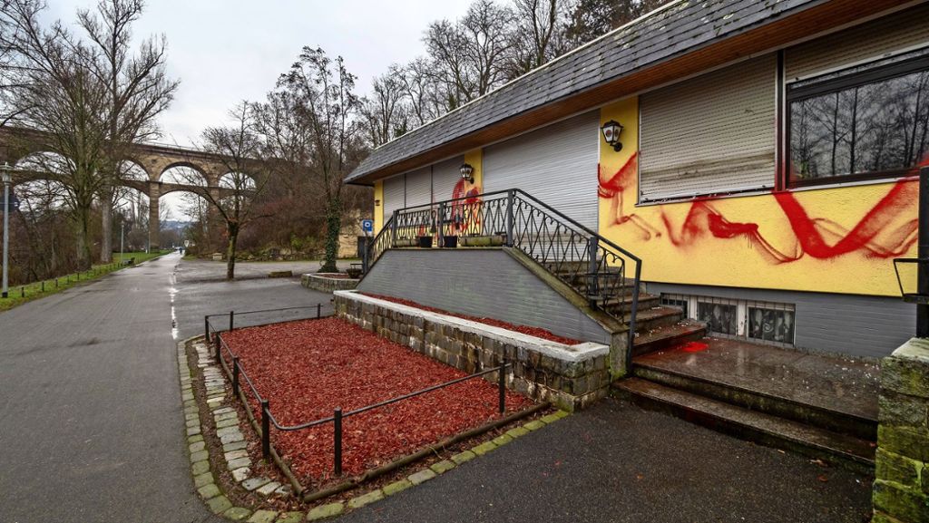 Kripo ermittelt in Bietigheim: Gaststätte wegen AfD-Neujahrsempfang beschädigt