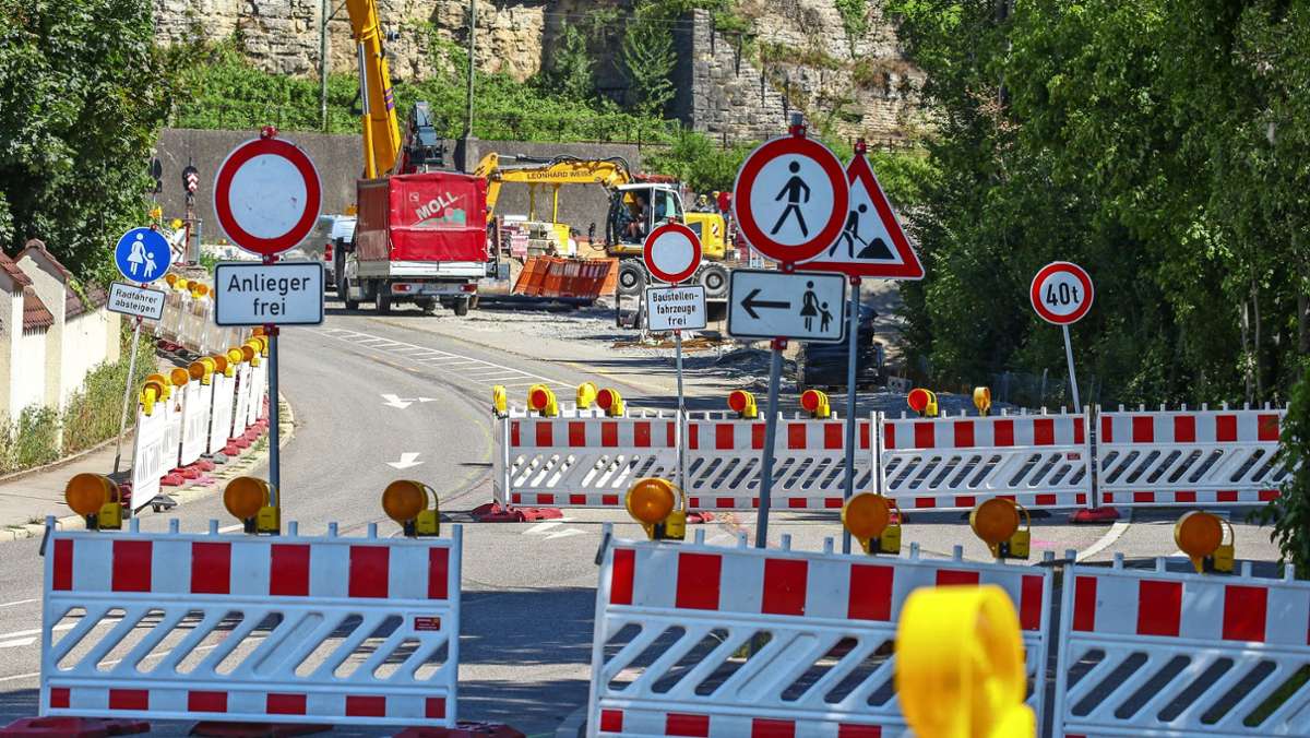 Brücke zwischen Walheim und Besigheim: Enzbrücke erst im Oktober fertig