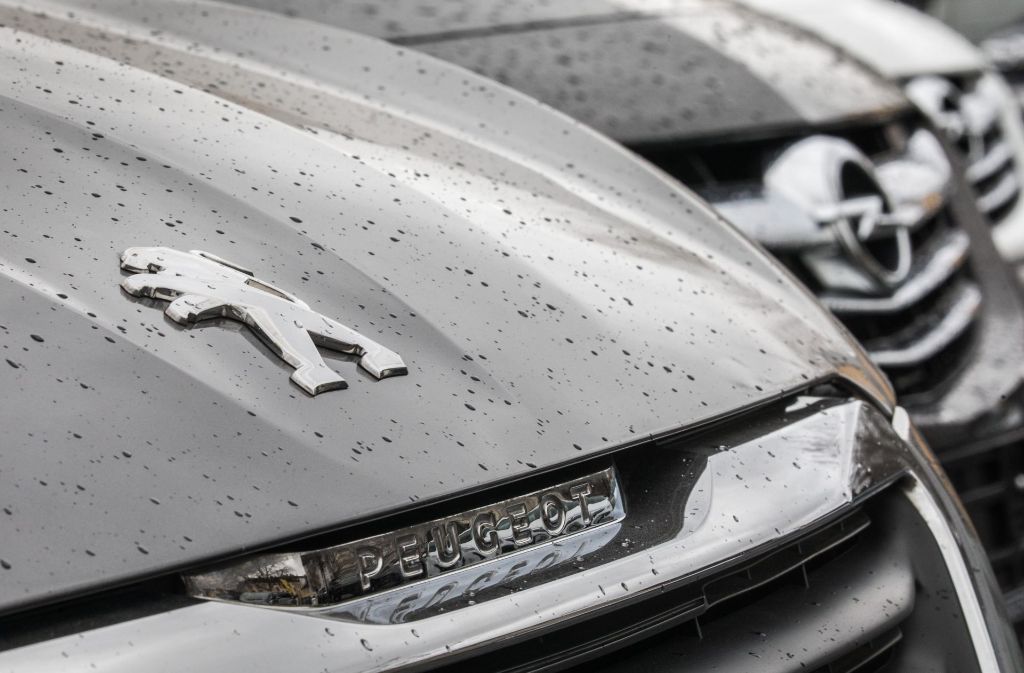 Der Autobauer Opel soll an den PSA-Konzern mit den Marken Peugeot, Citroen und DS verkauft werden. Der Verkaufsprozess verzögert sich jedoch. Foto: dpa