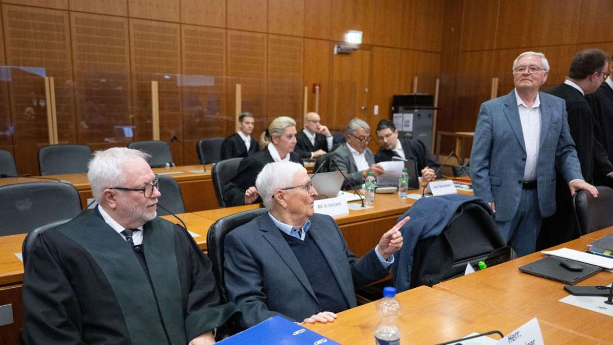 Sommermärchen-Prozess: Keine Steuerhinterziehung: Ex-DFB-Trio beteuert Unschuld