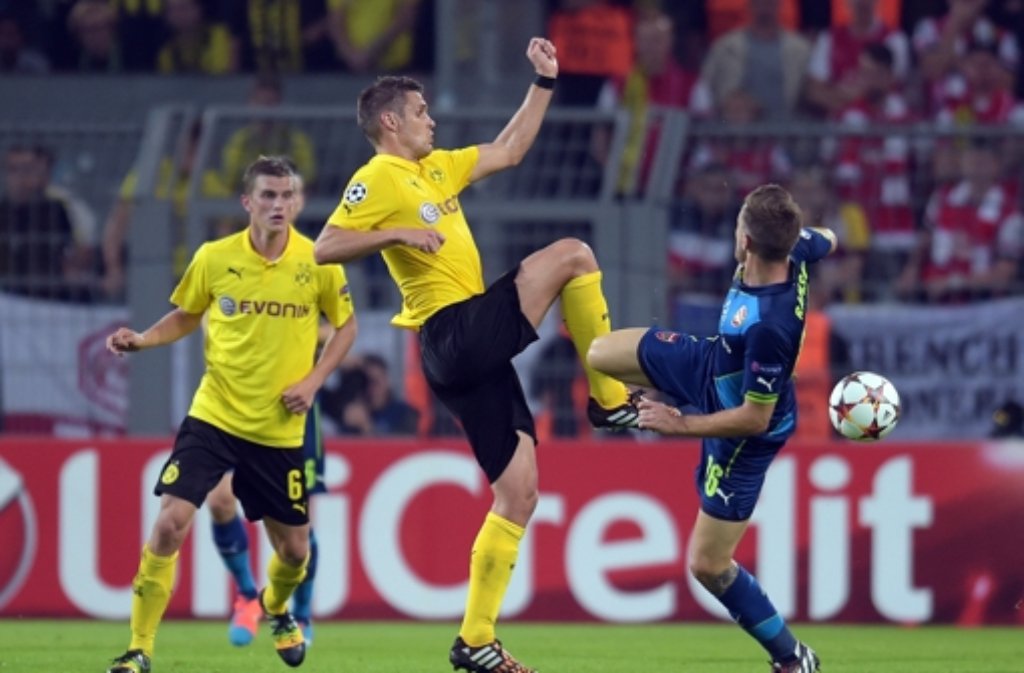 Sebastian Kehl klagte nach dem Auftaktspiel der Champions League gegen den FC Arsenal über Adduktorenbeschwerden. Gegen Stuttgart steht hinter seinem Einsatz ein Fragezeichen.