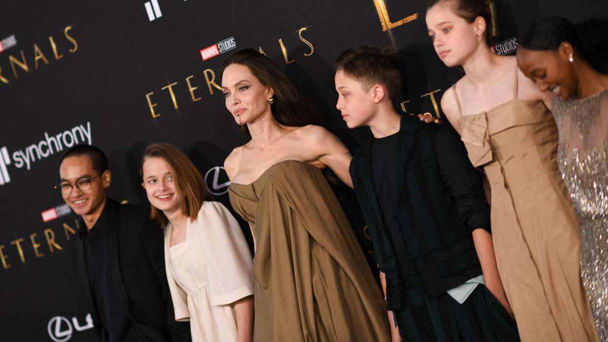 Kontakt zu Corona-Infizierten?: Angelina Jolie muss nach Filmpremiere in Selbstquarantäne