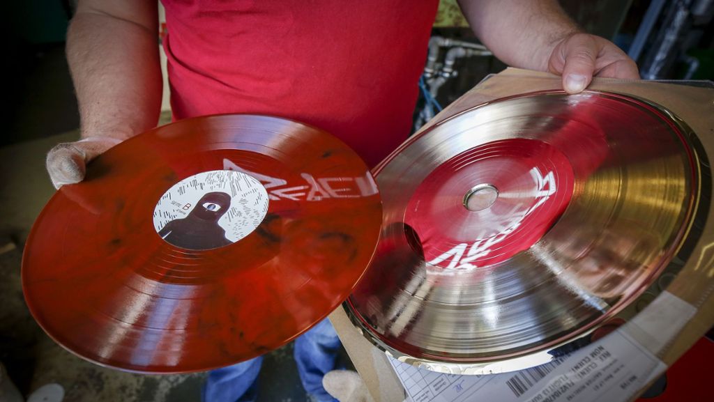 Ein-Mann-Vinyl-Presswerk in Pforzheimer Garage: Die Schallplatte lebt