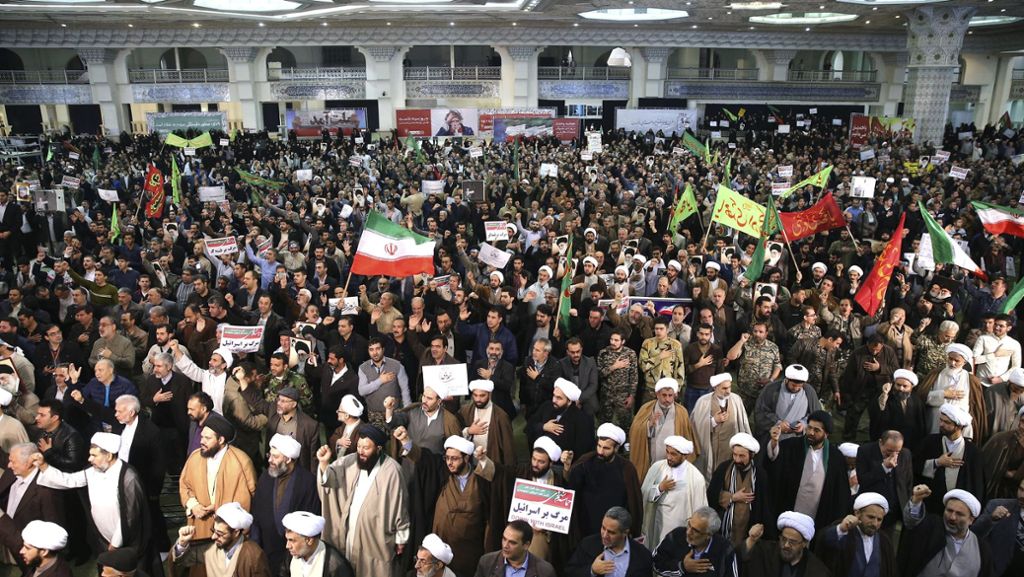 Proteste in Teheran: Demonstranten trotzen Irans Regierung