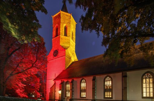 So beleuchtet war es in  einer früheren Nacht der offenen Kirchen in Waiblingen. Foto: Gottfried Stoppel
