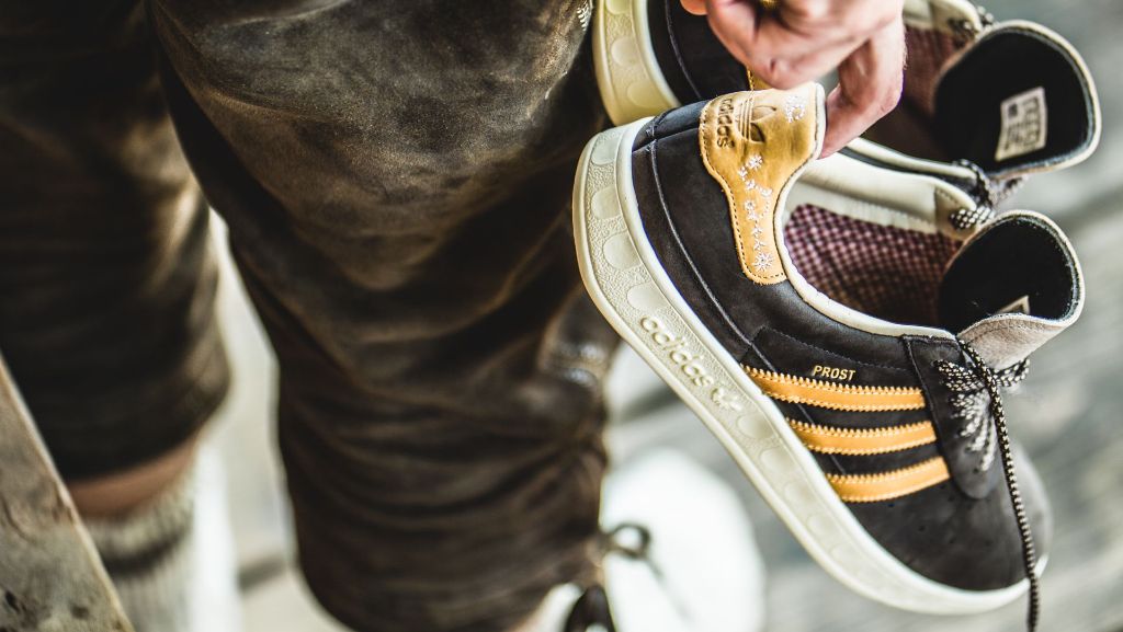 Trends für den Cannstatter Wasen: Prost-Sneaker von Adidas sollen bierabweisend sein