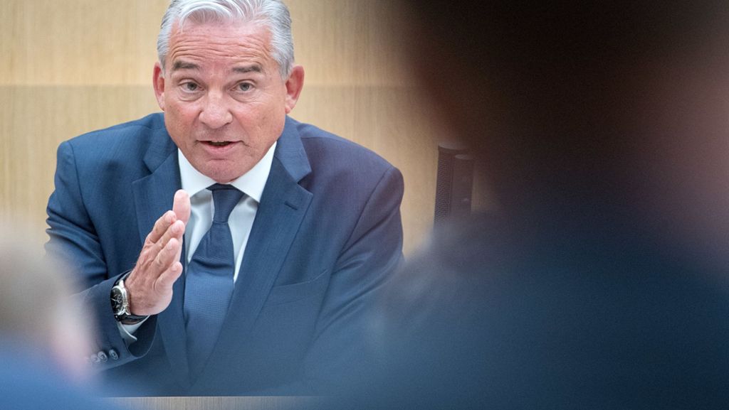 Landtag streitet heftig: FDP und AfD isoliert in Ellwangen-Debatte